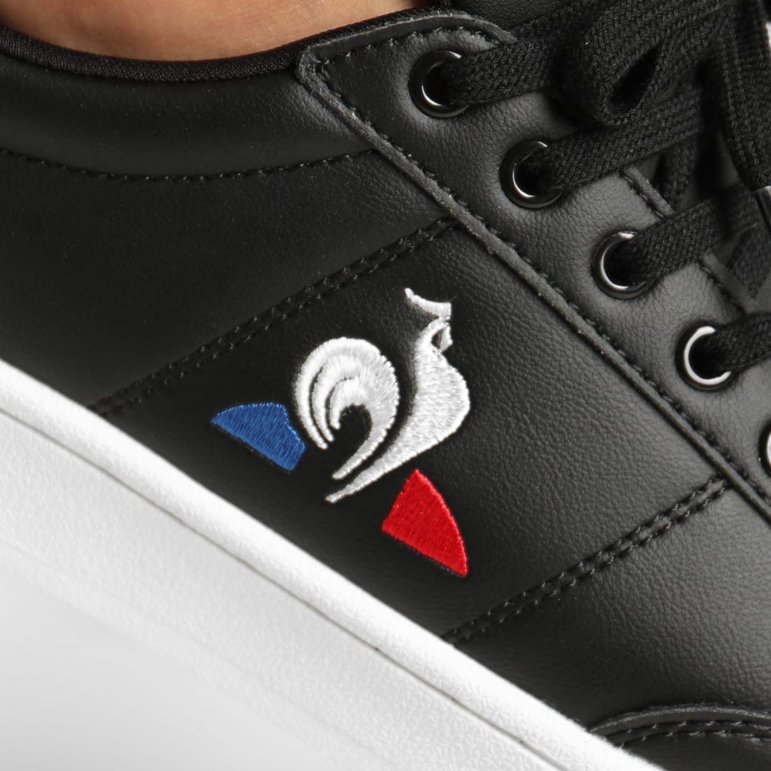 basket noir coq sportif