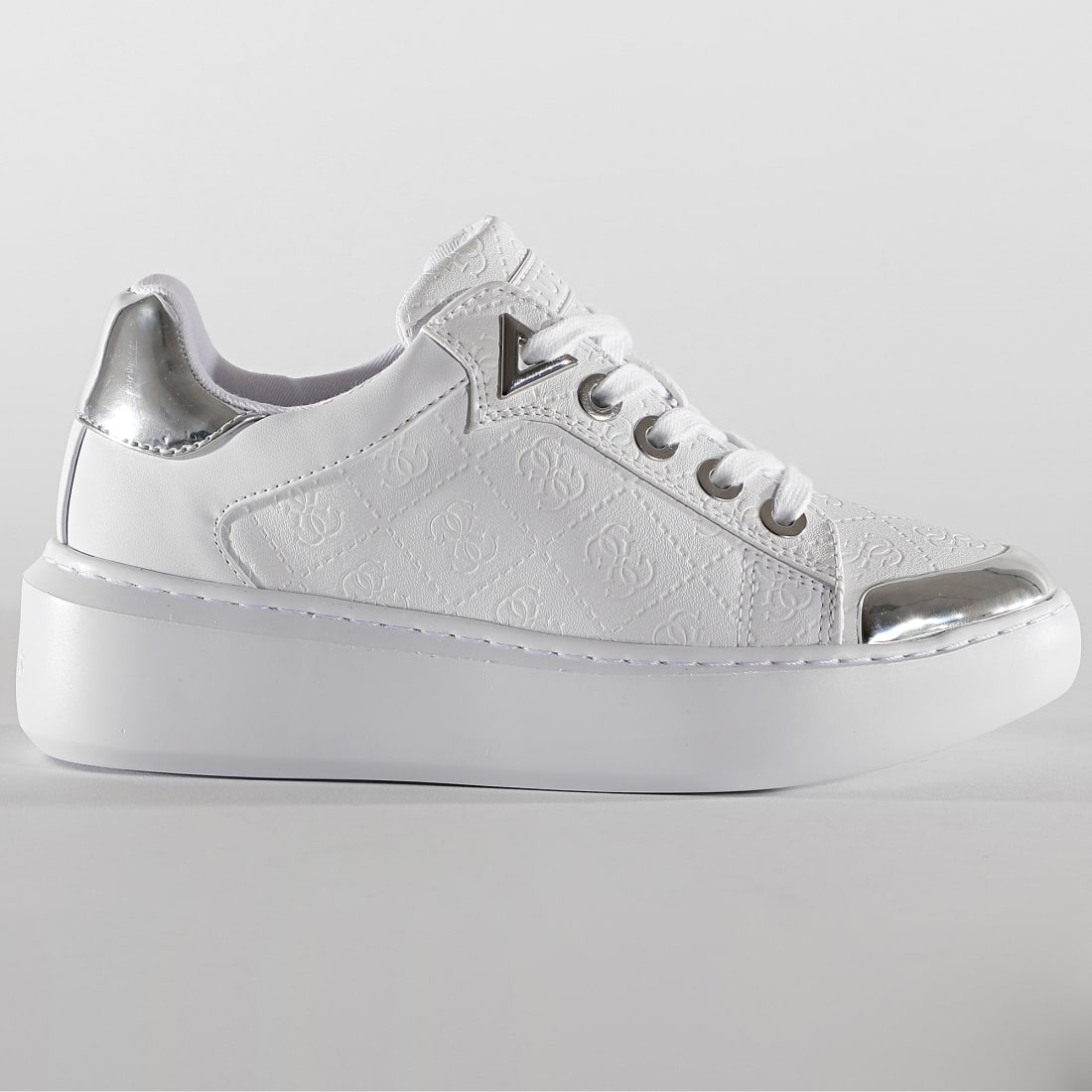 sneakers guess blanche