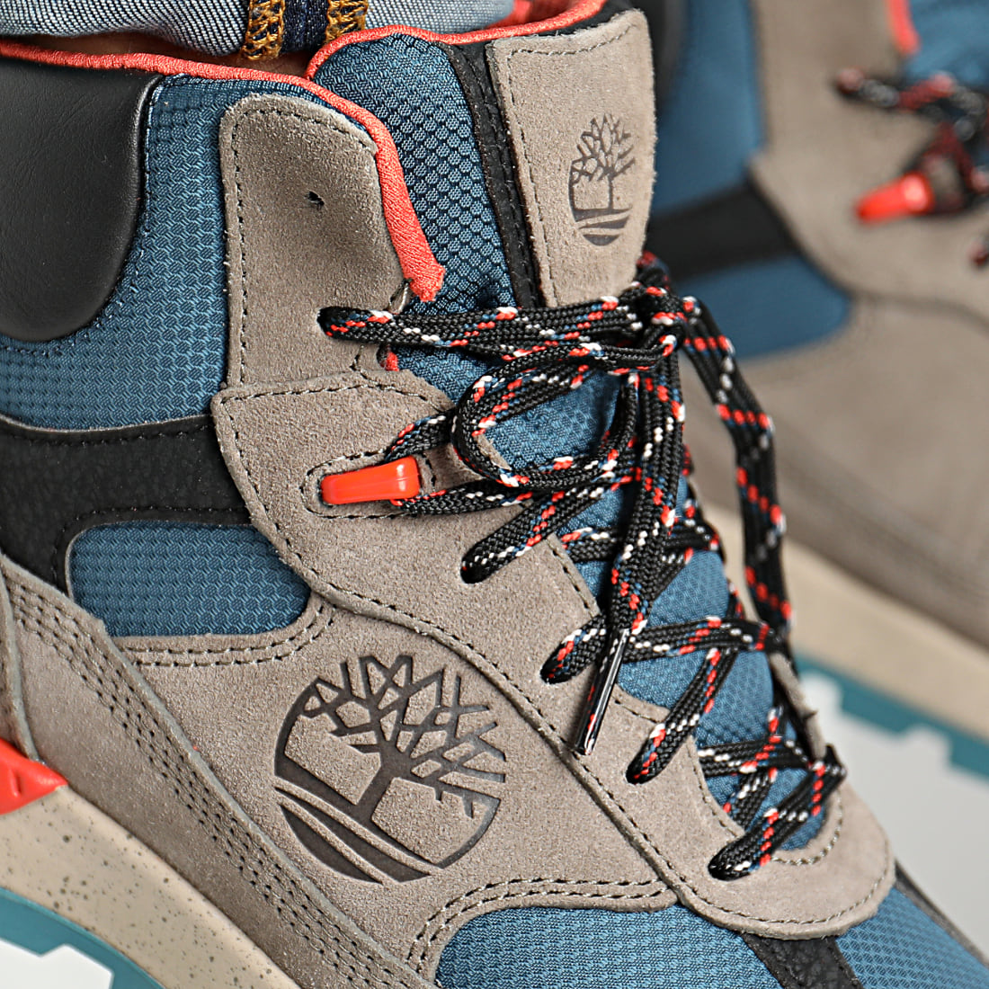 timberland field trekker mid hiker