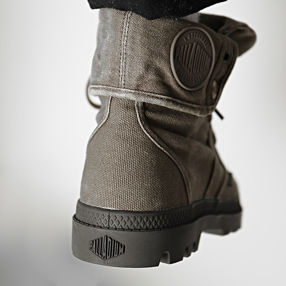 brown palladium boots