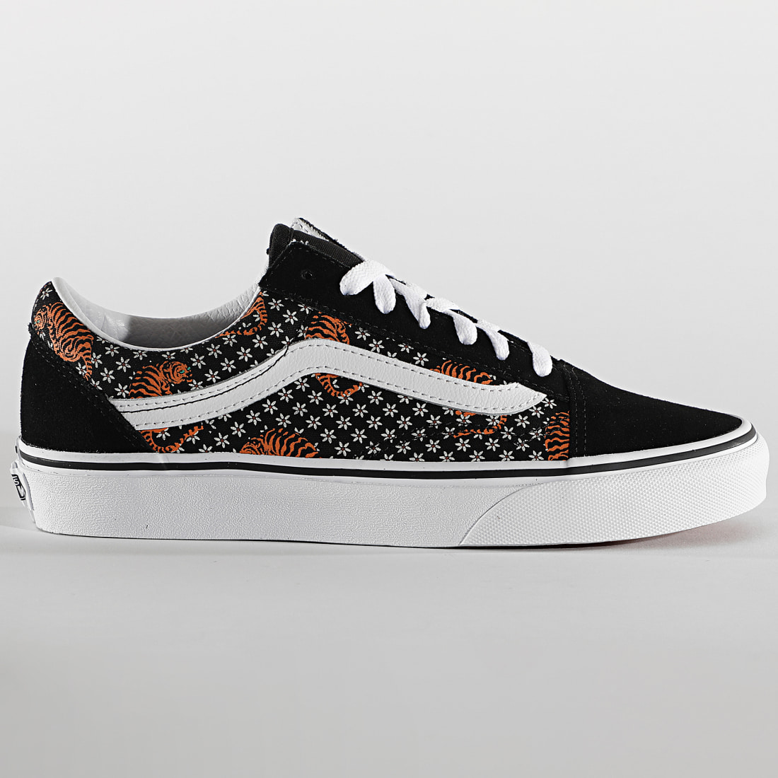 vans old skool tigers eye true white