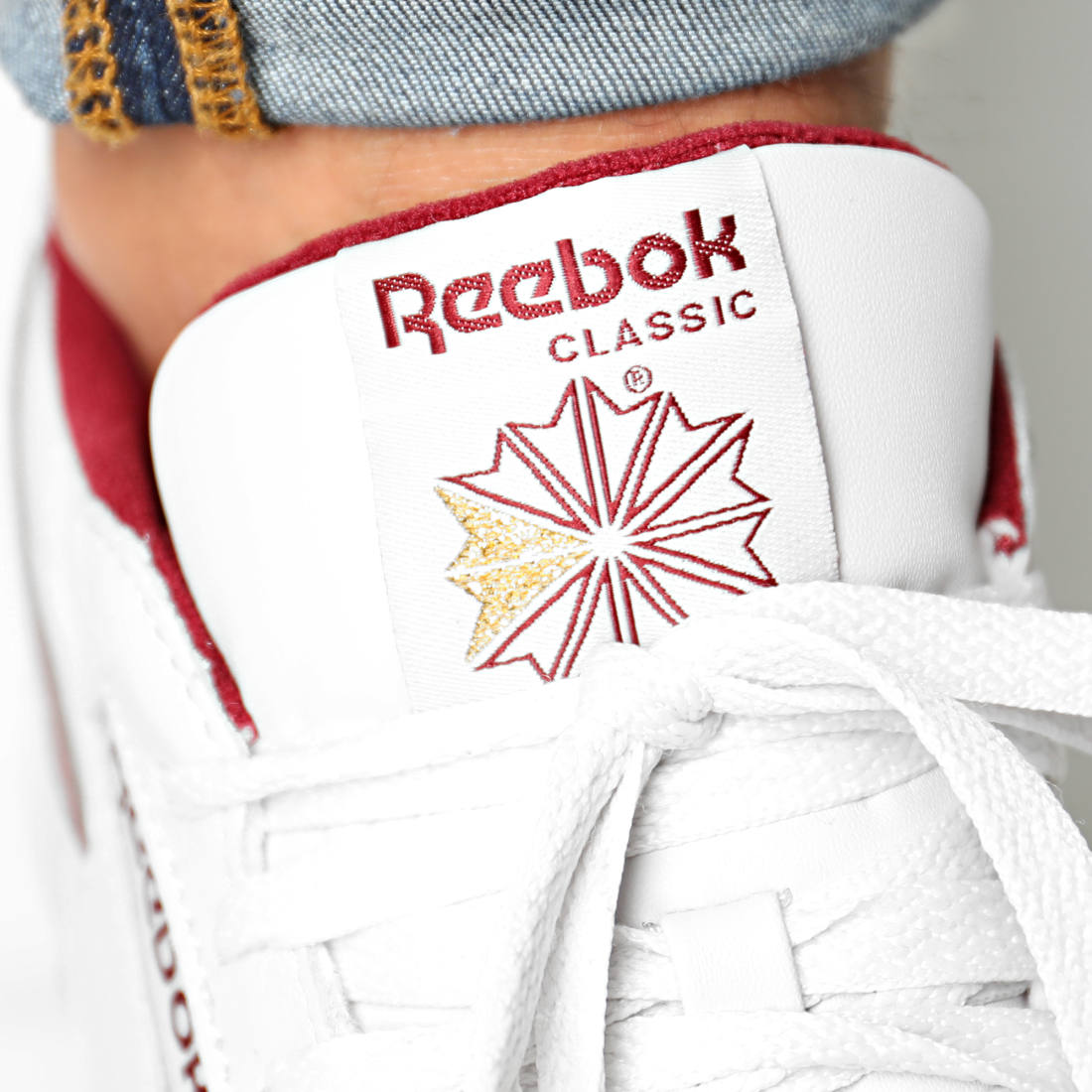 Reebok - Baskets Classic Leather FV9868 Porcelain Merlot -  LaBoutiqueOfficielle.com
