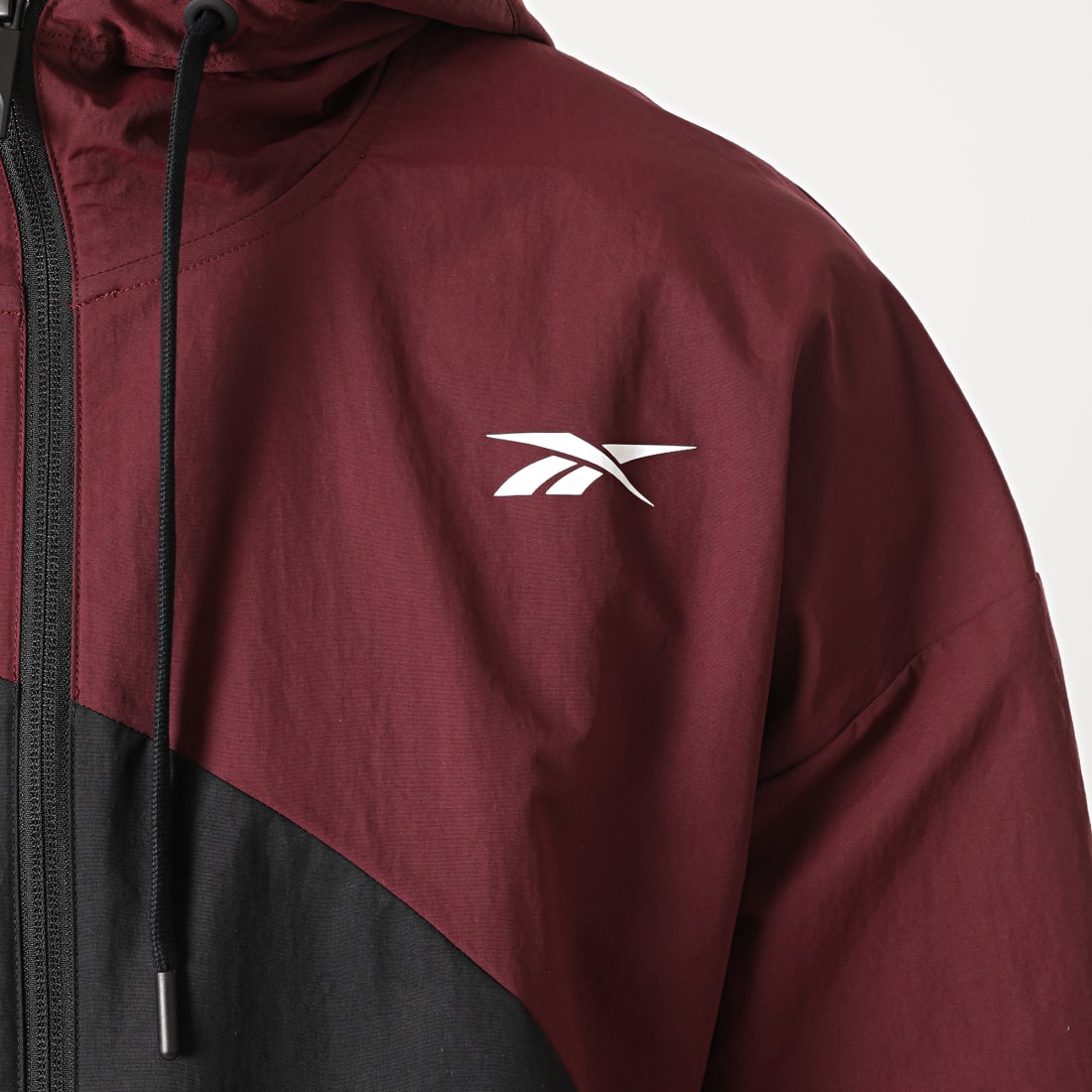Survet reebok sales