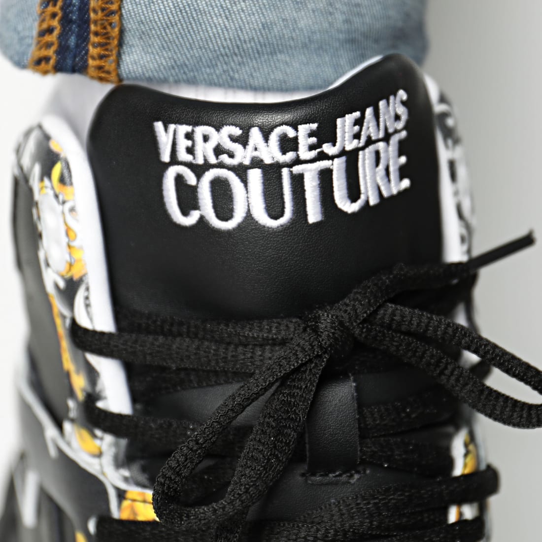 baskets montantes versace