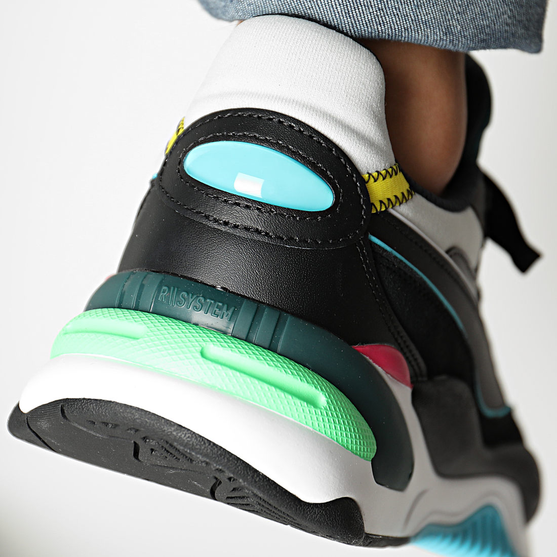 puma black ponderosa pine