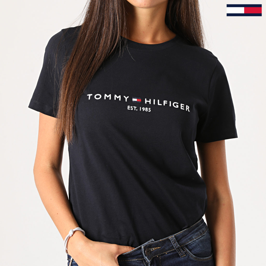 Tommy Hilfiger Tee Shirt Femme Essential 8681 Bleu Marine