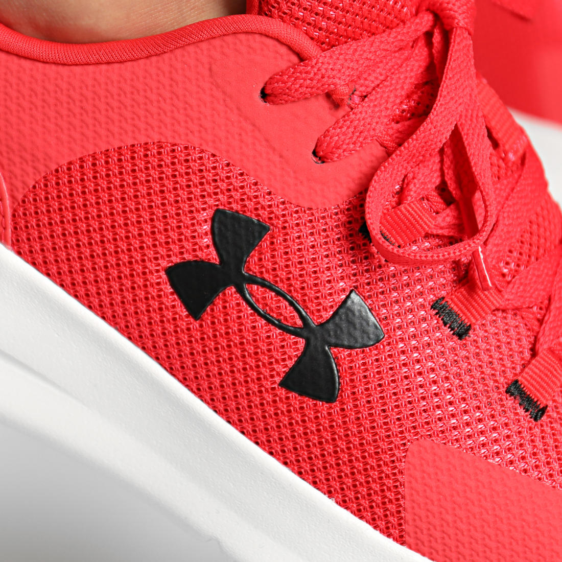 Under Armour Baskets UA Essential 3022954 Red