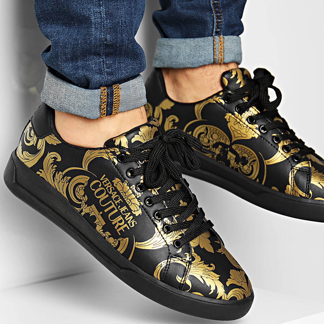 adidas scratch noir