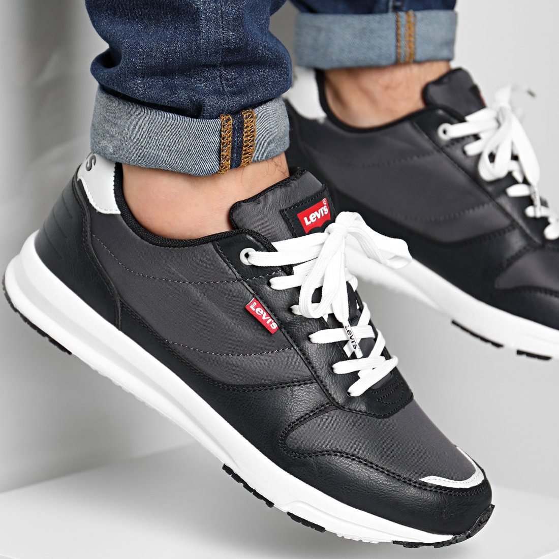levi's baylor sneakers