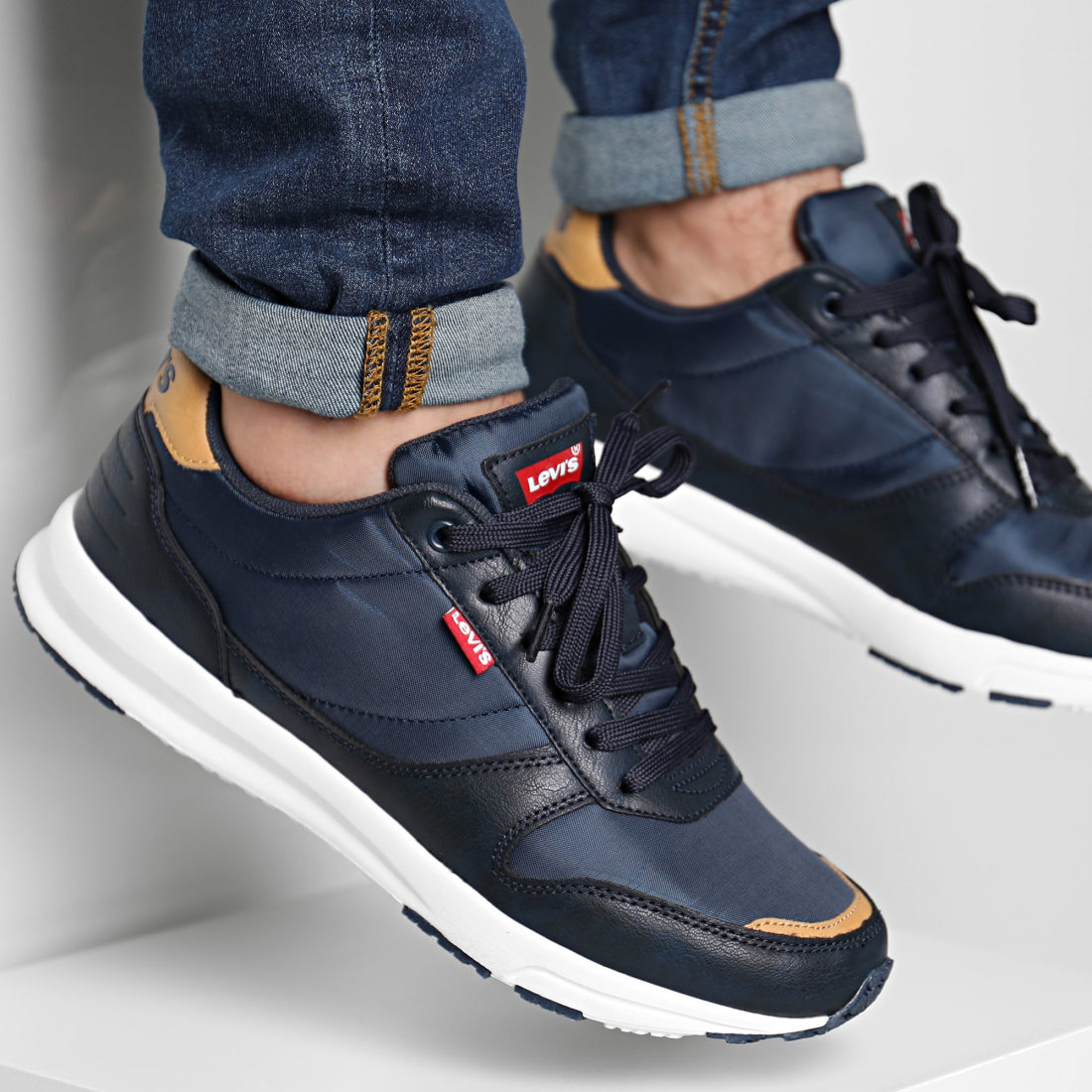 levi's baylor sneakers