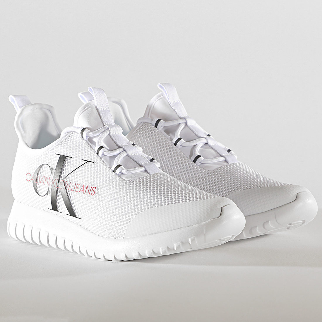 calvin klein jeans rosilee runner trainers in white