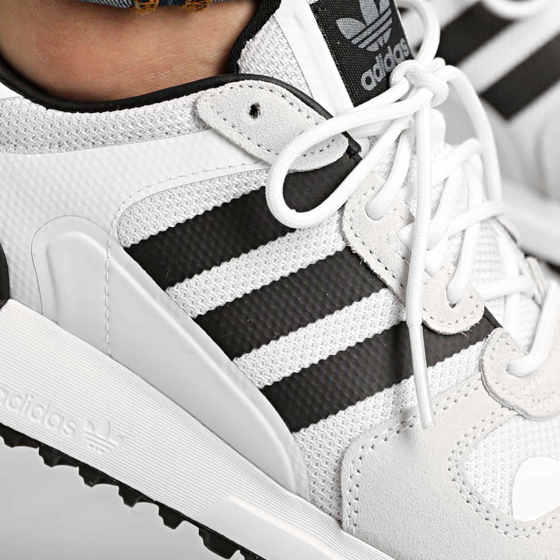 Adidas Originals - Baskets ZX 700 HD FY1103 Footwear White Core Black - LaBoutiqueOfficielle.com