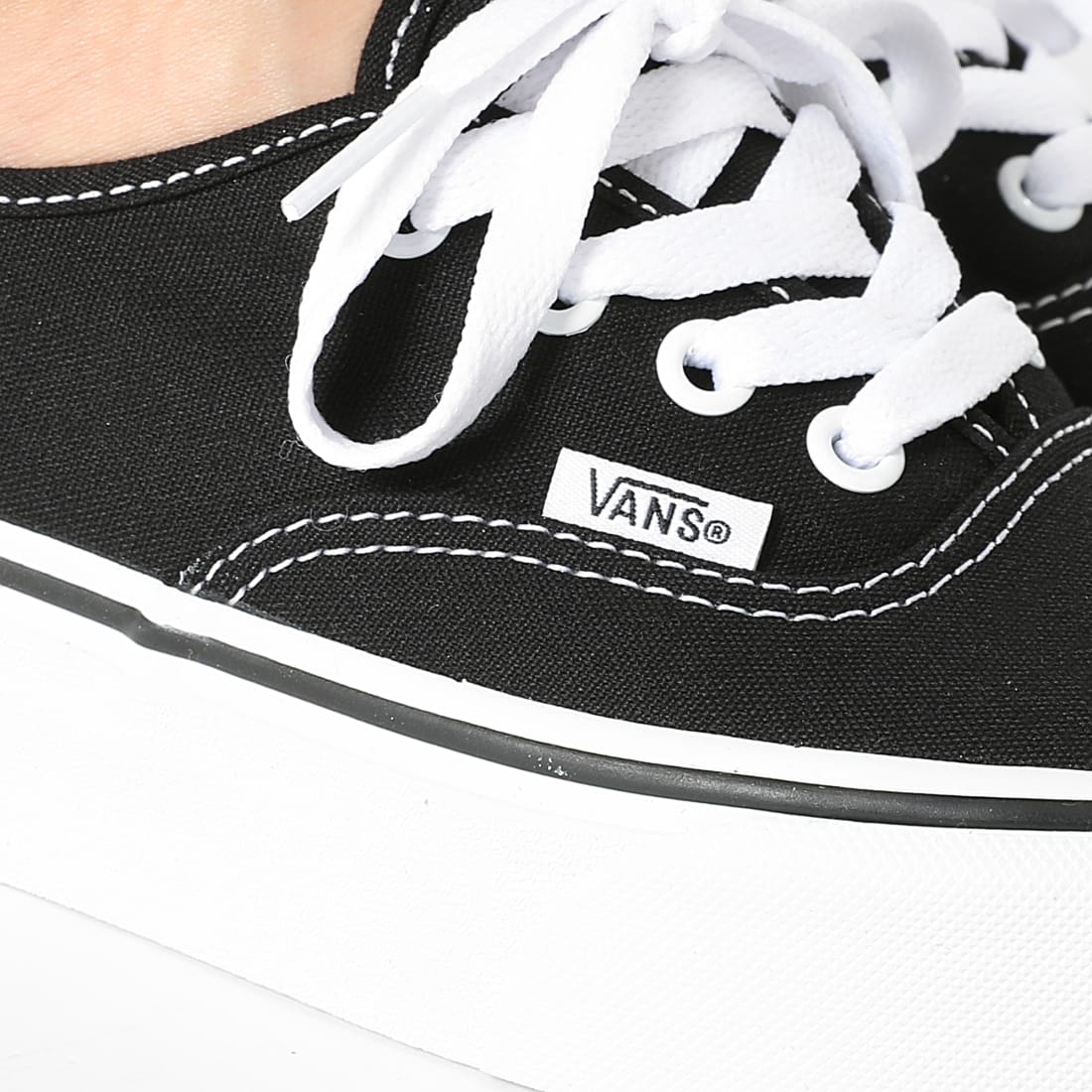 Vans Baskets Femme Authentic Platform A3AV8BLK Black