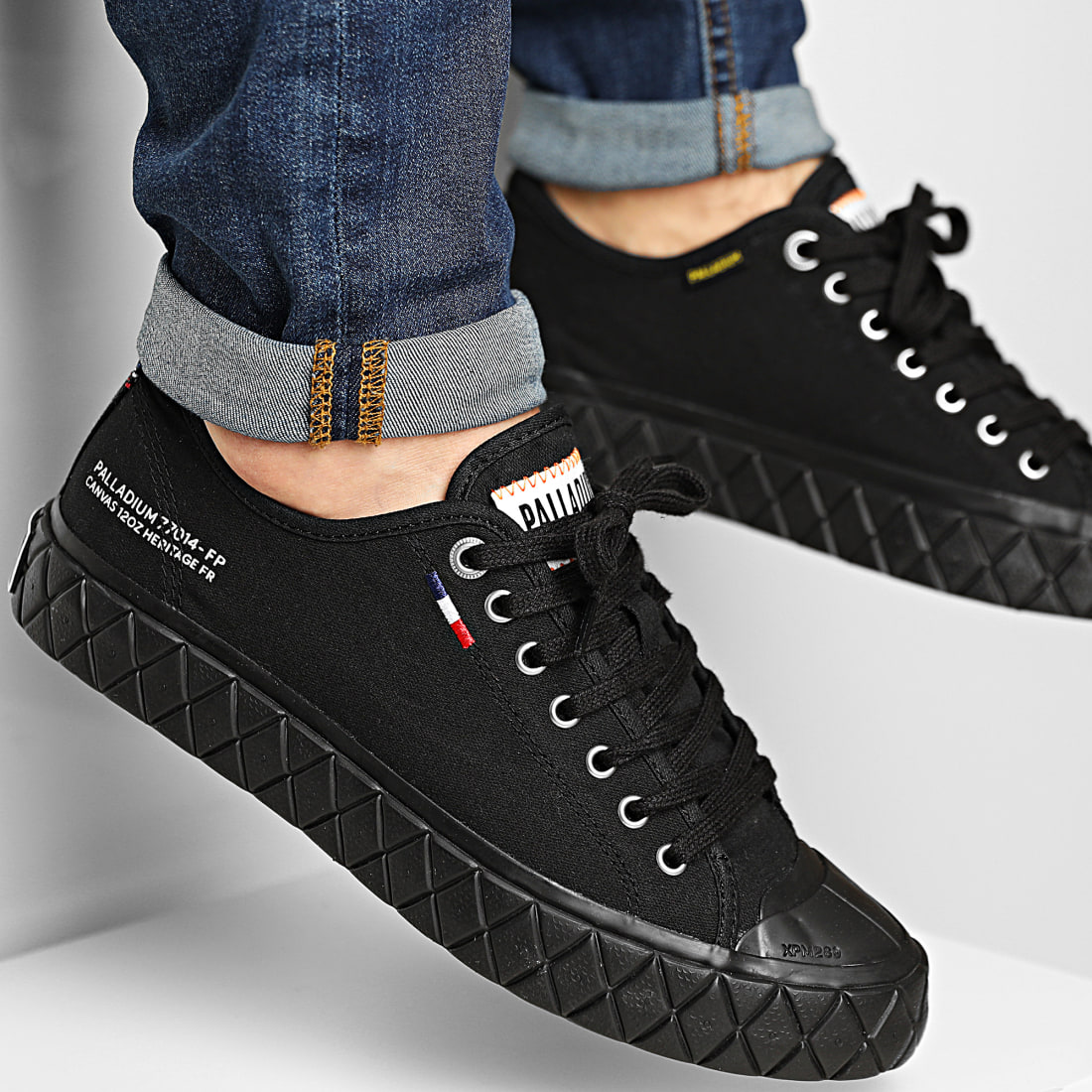 palladium palla ace canvas