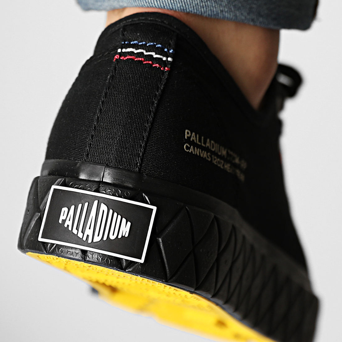 palladium palla ace canvas