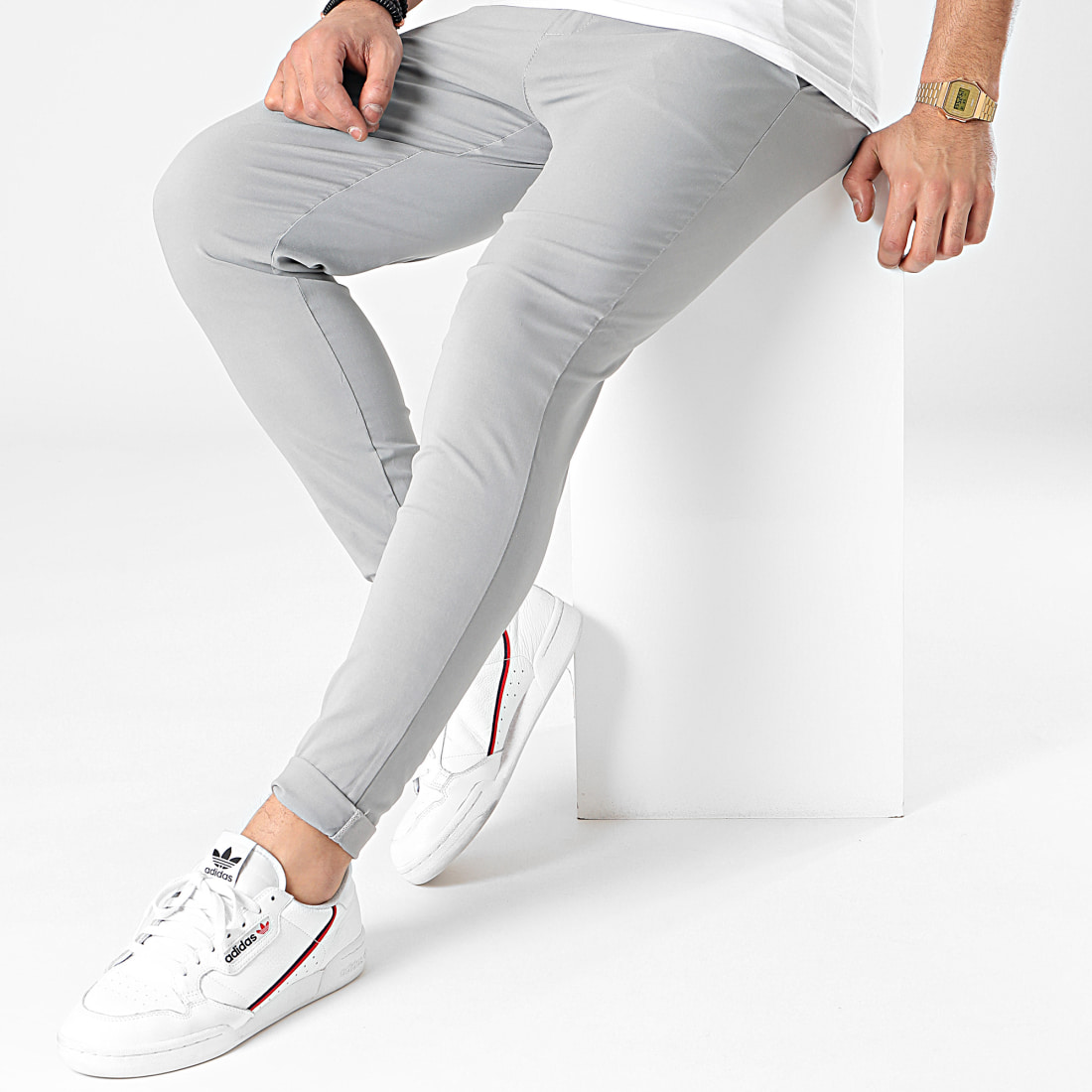 frilivin chino