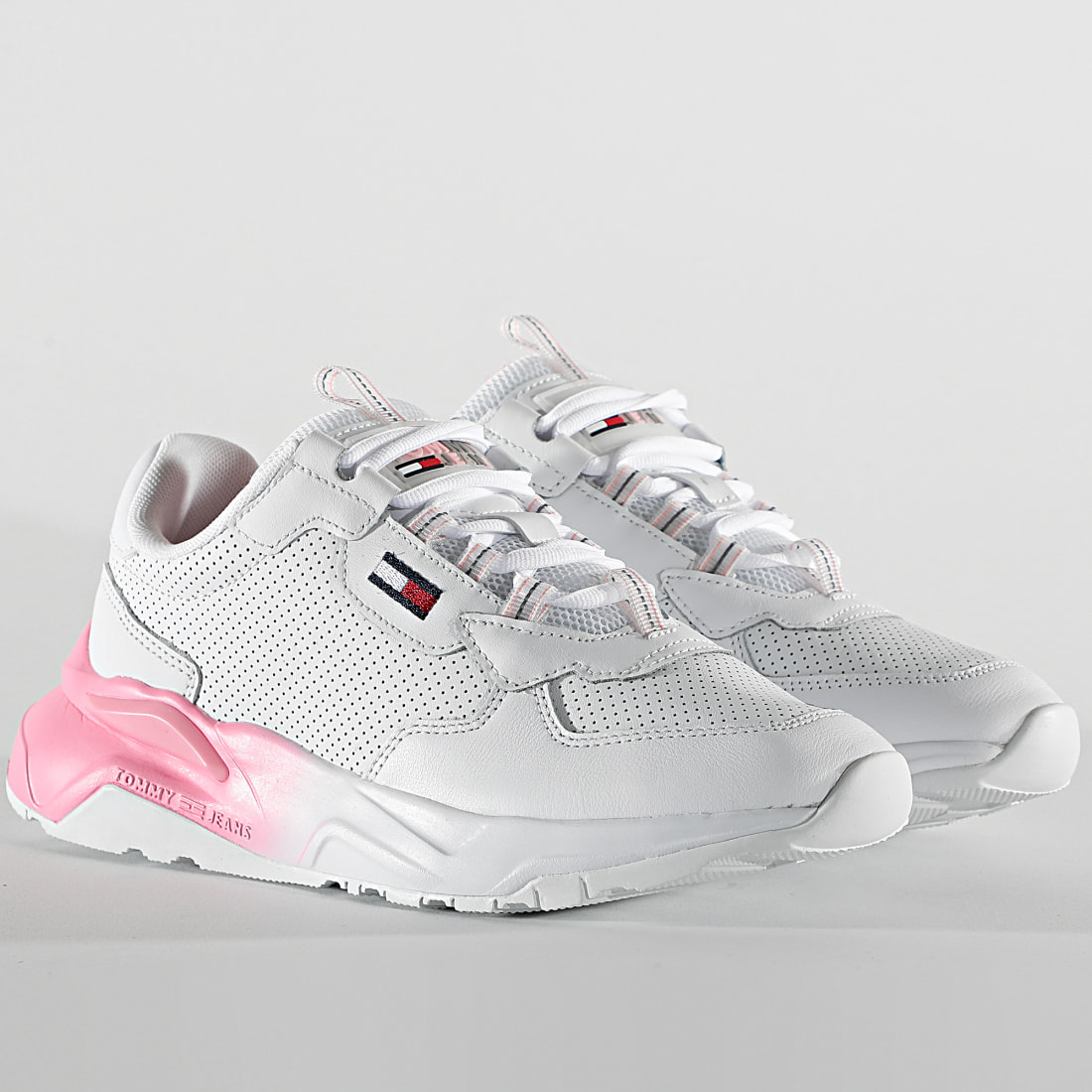 Chunky tech gradient runner clearance