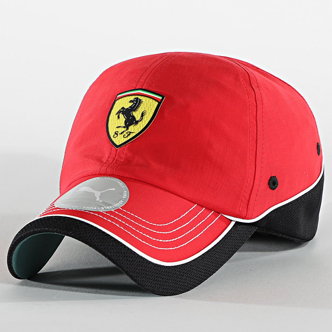 casquette ferrari