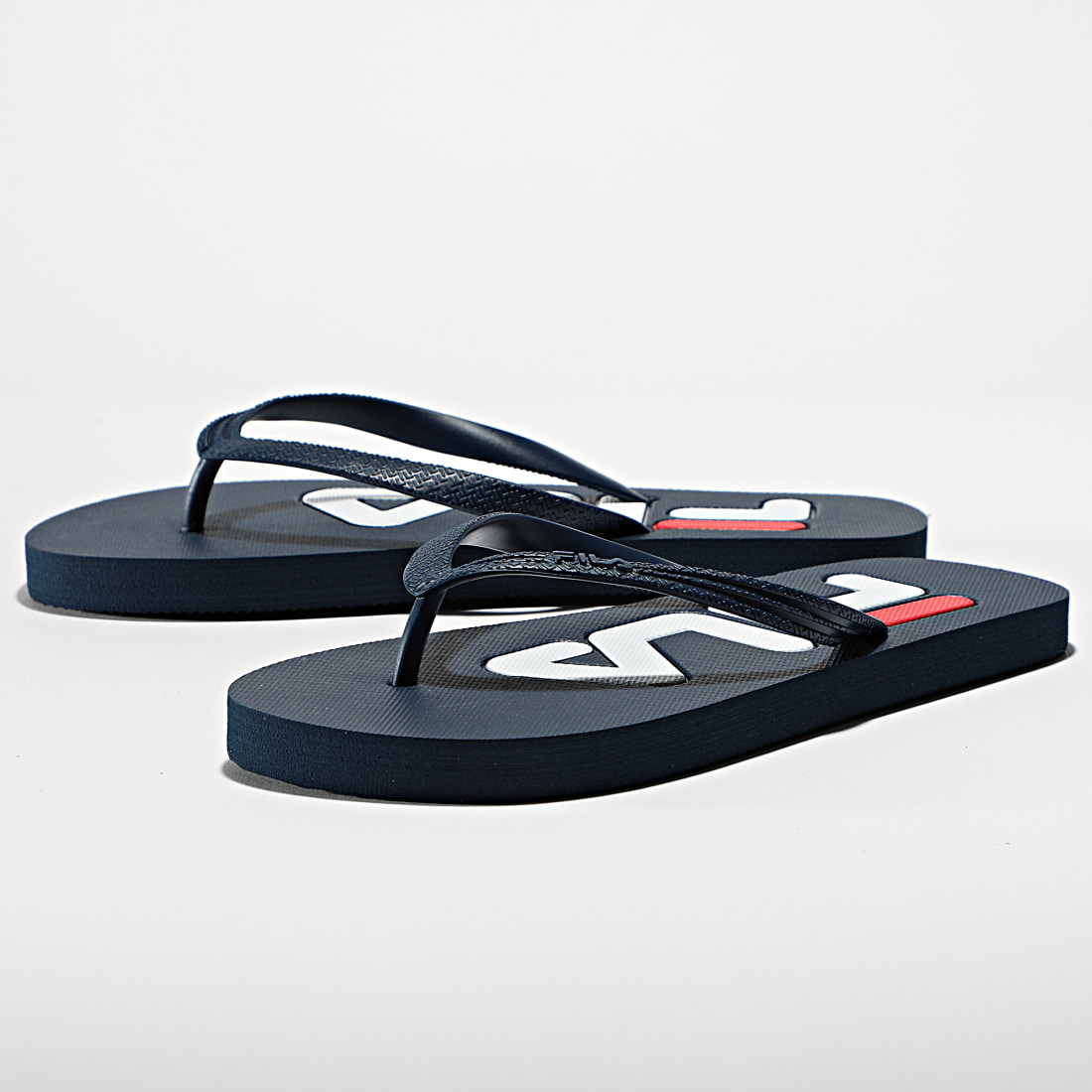 fila tong femme