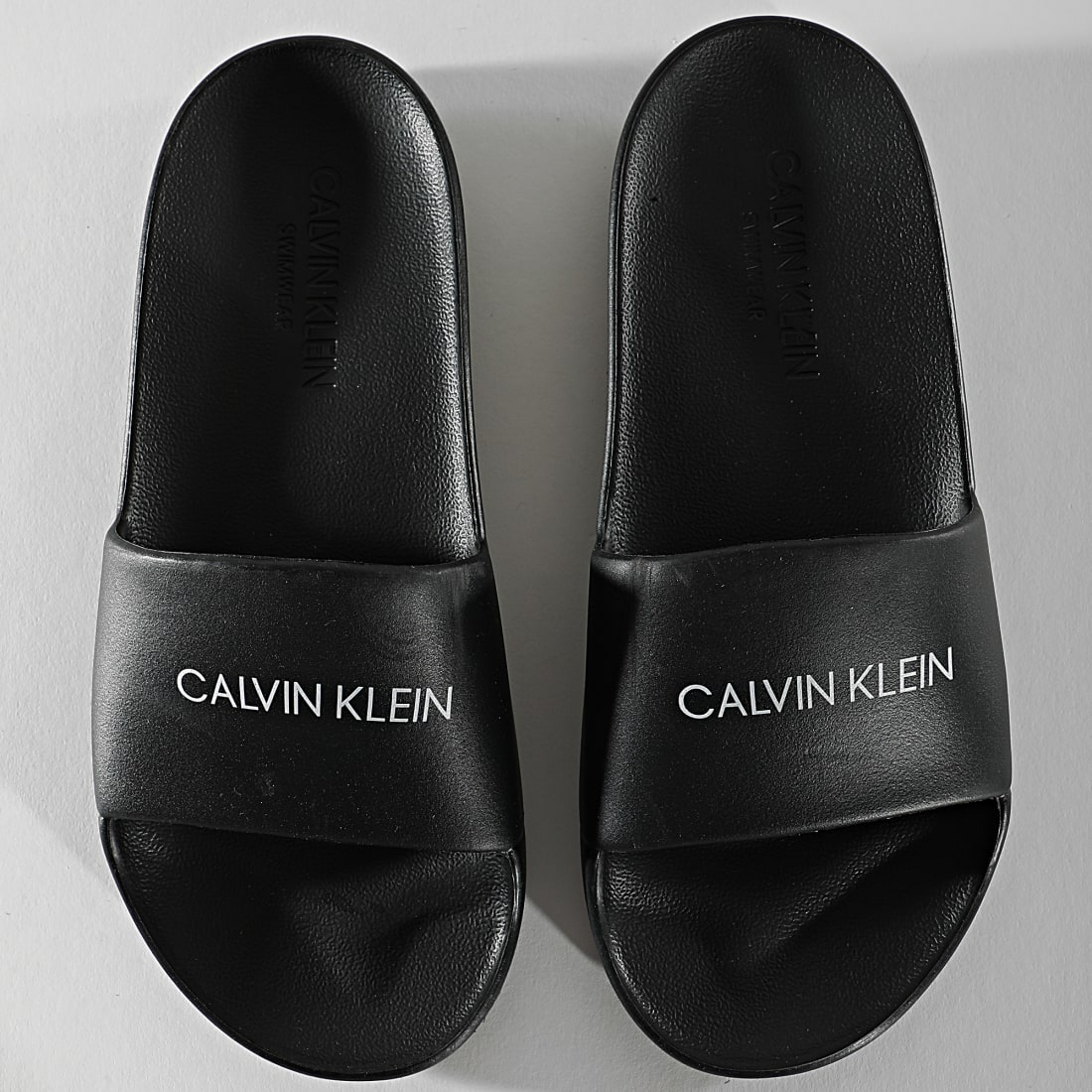 claquettes calvin klein femme