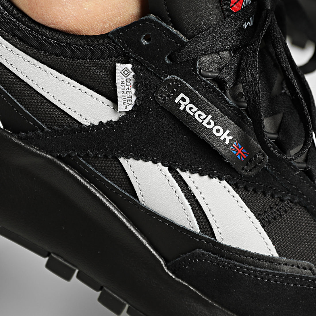 baskets classic leather legacy