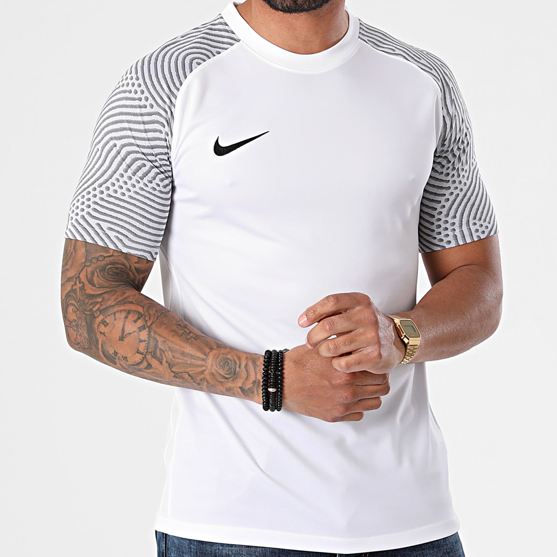 nike strike t shirt