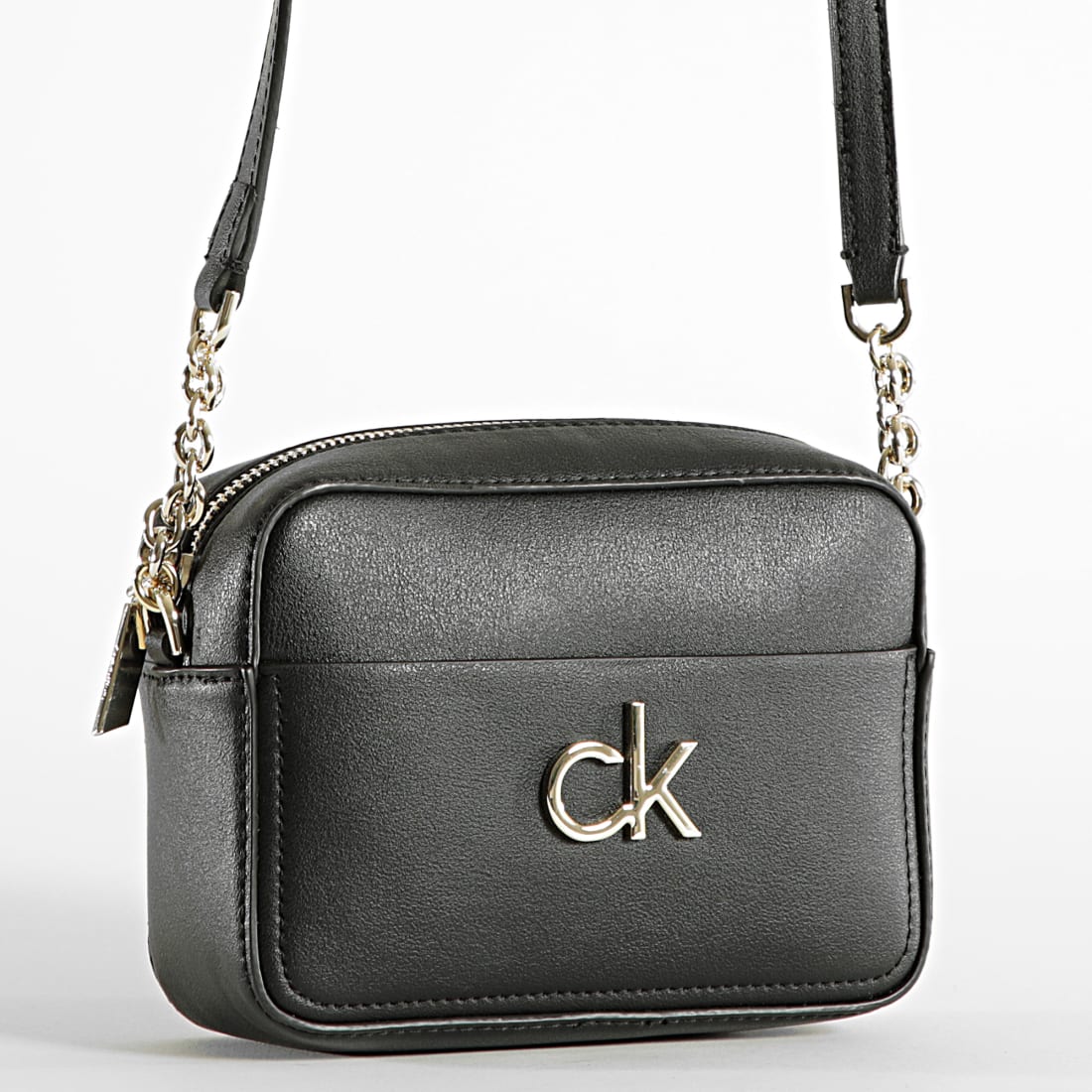 claquettes calvin klein femme