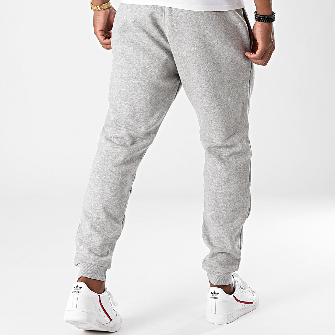Pantalon ROANNE style jogging gris imprimé logo MARC CAIN — Vetement  original femme fashion, tenue mode chic haut de gamme
