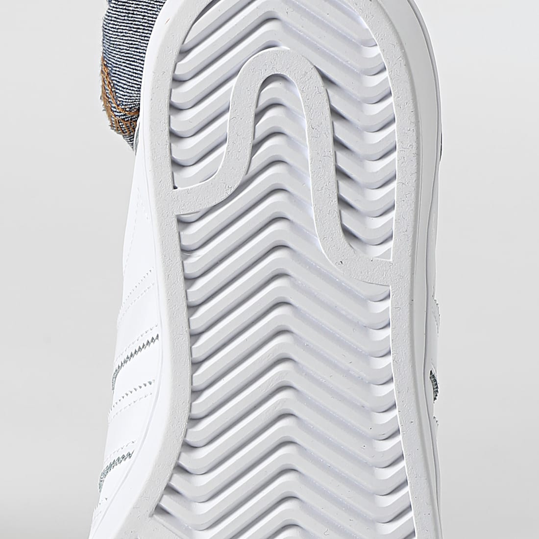 adidas superstar zigzag