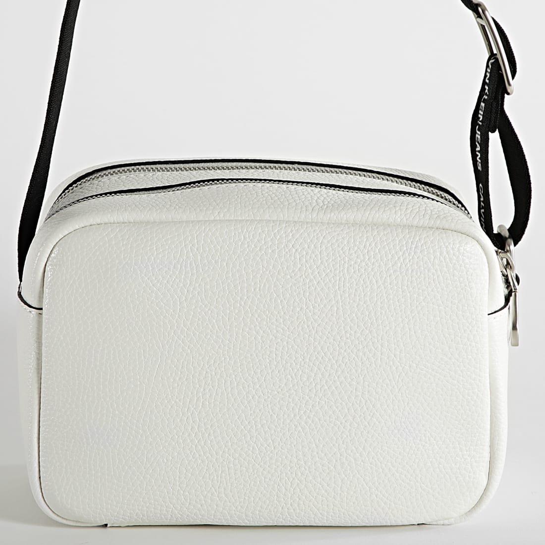Calvin Klein Sacoche Femme Double Zip Camera 8233 Blanc