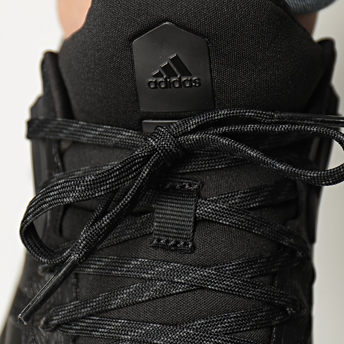 Adidas Performance - Baskets Alphatorsion 2.0 GZ8744 Core Black -  LaBoutiqueOfficielle.com