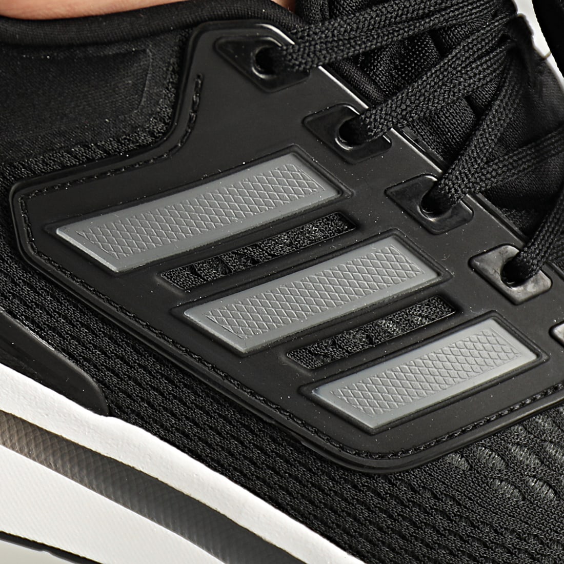 Adidas Performance - Baskets EQ21 Run H00512 Core Black Iron Metallic Carbon 