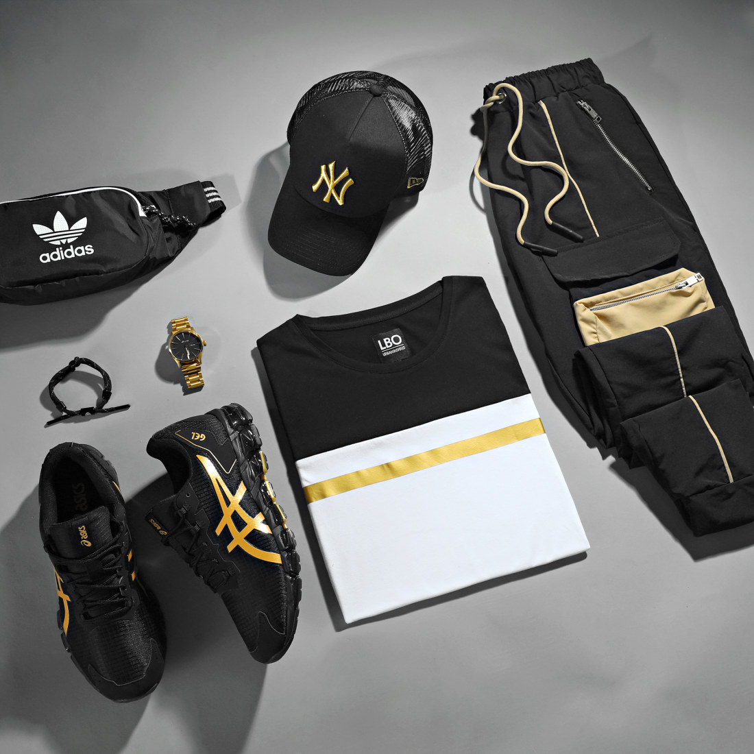Adidas Originals - Sac Banane H35569 Noir - LaBoutiqueOfficielle.com