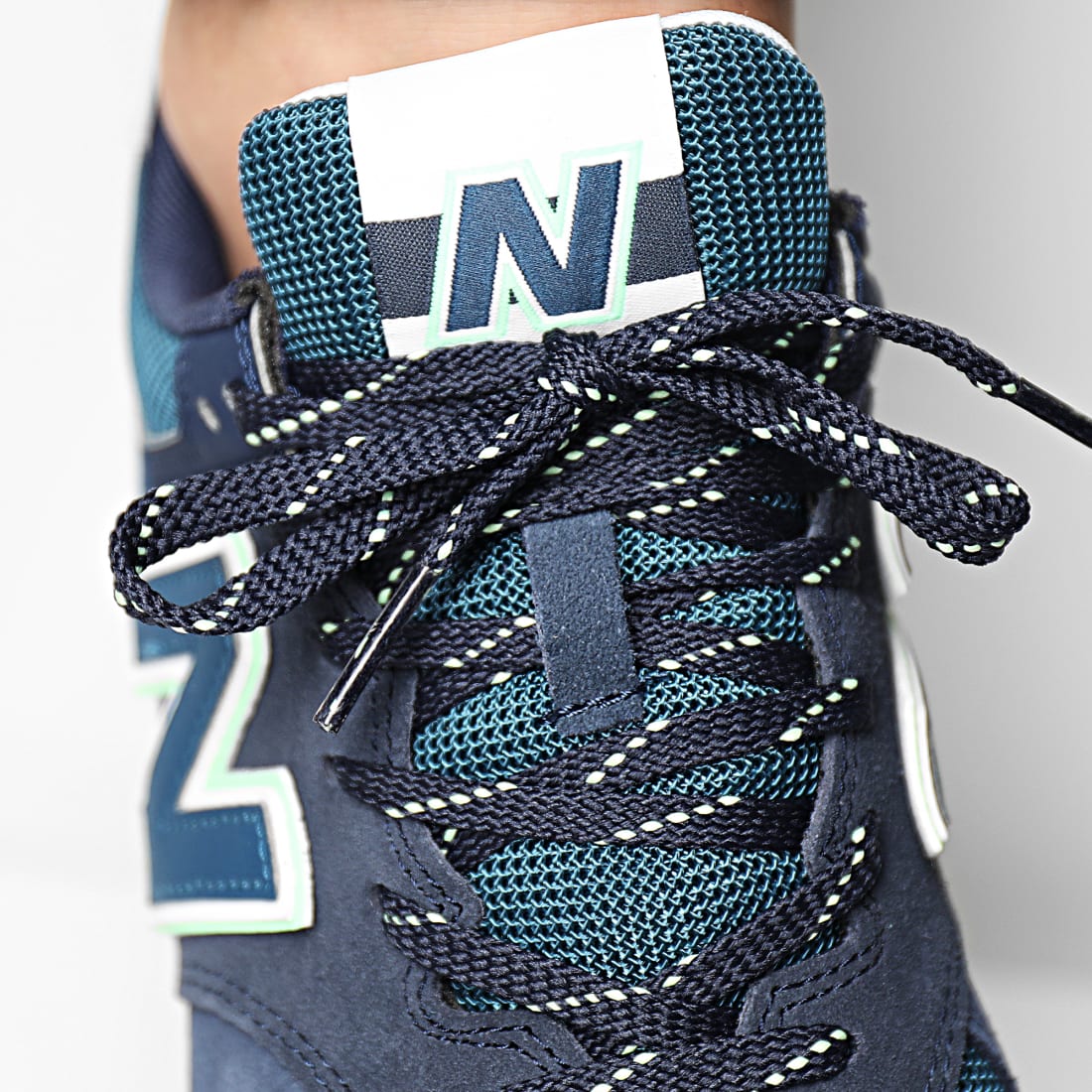 New Balance - Baskets Lifestyle 574 ML574PU2 Navy - LaBoutiqueOfficielle.com