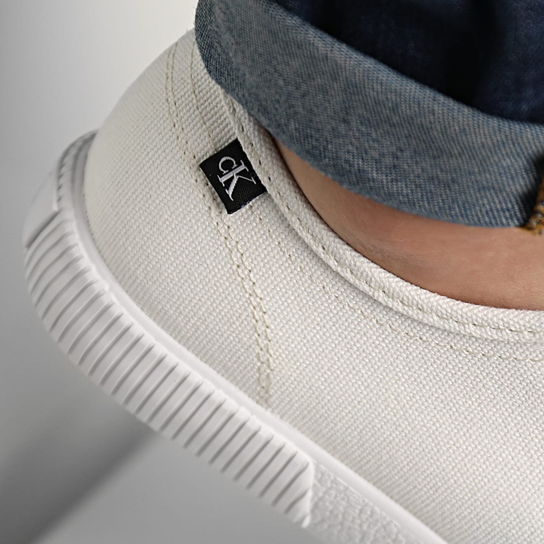 calvin klein vulcanized lace up