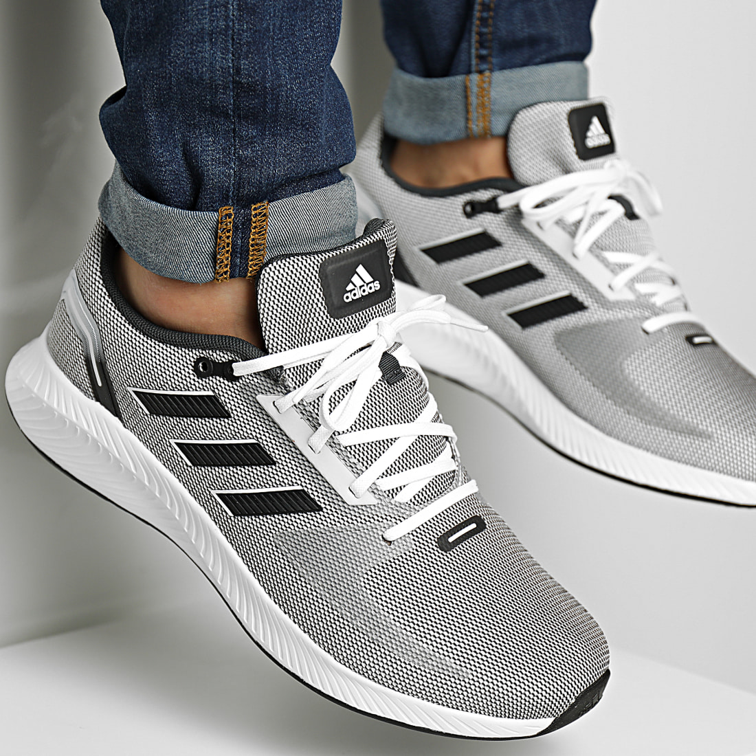 Adidas Performance - Baskets RunFalcon 2 GV7134 Carbon Crystal White - LaBoutiqueOfficielle.com