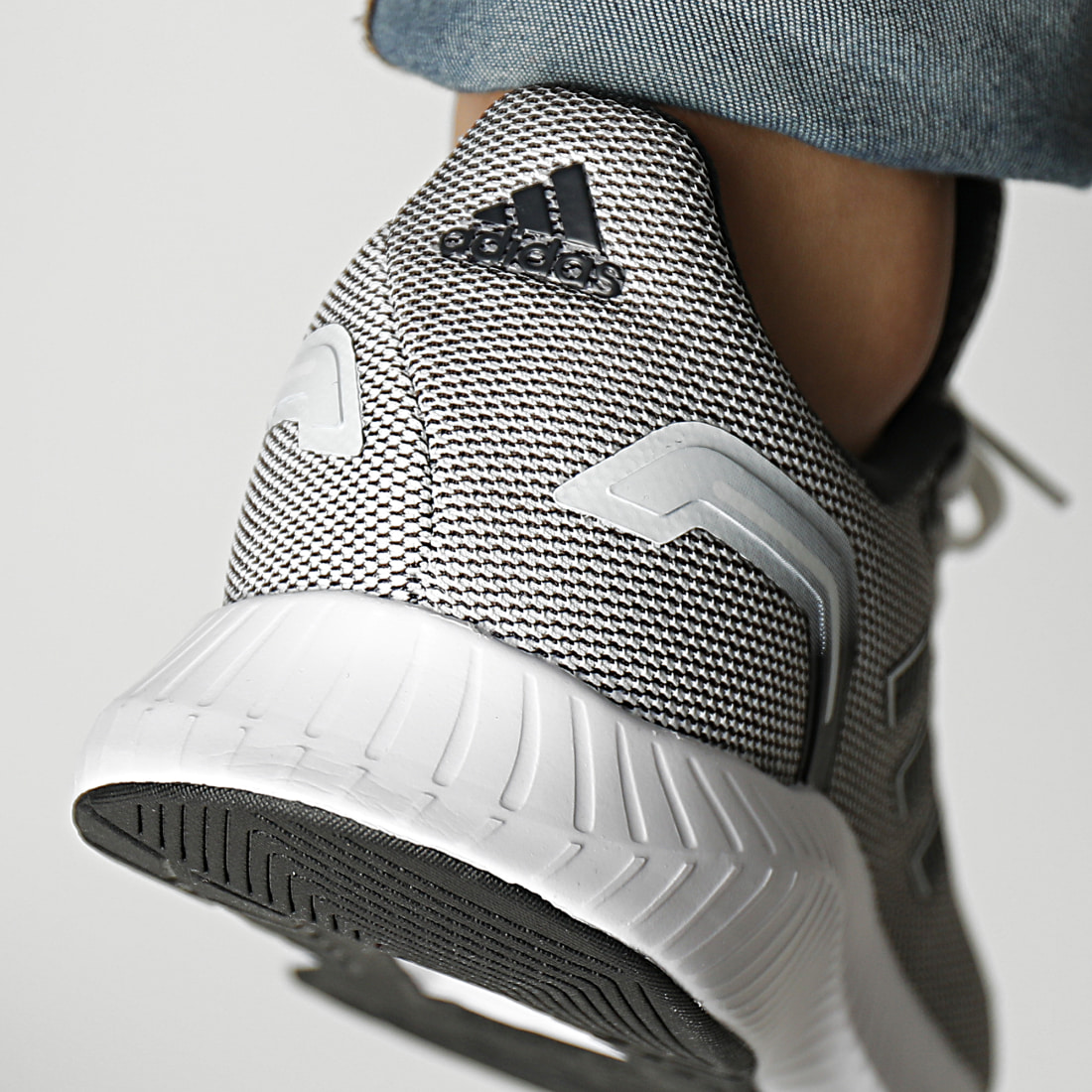 Adidas Performance - Baskets RunFalcon 2 GV7134 Carbon Crystal White - LaBoutiqueOfficielle.com