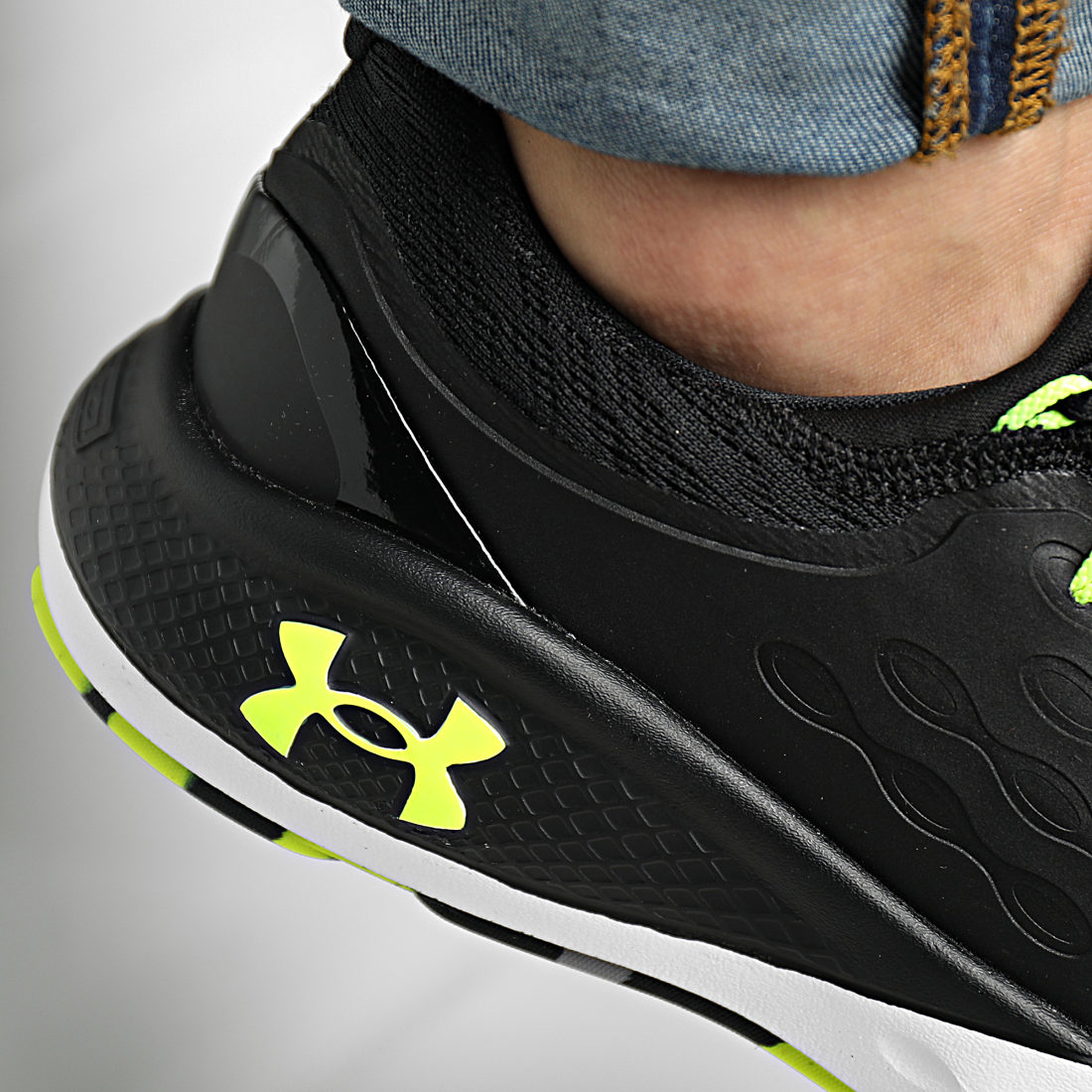 Under Armour Baskets Charged Vantage Marble 3024734 Black