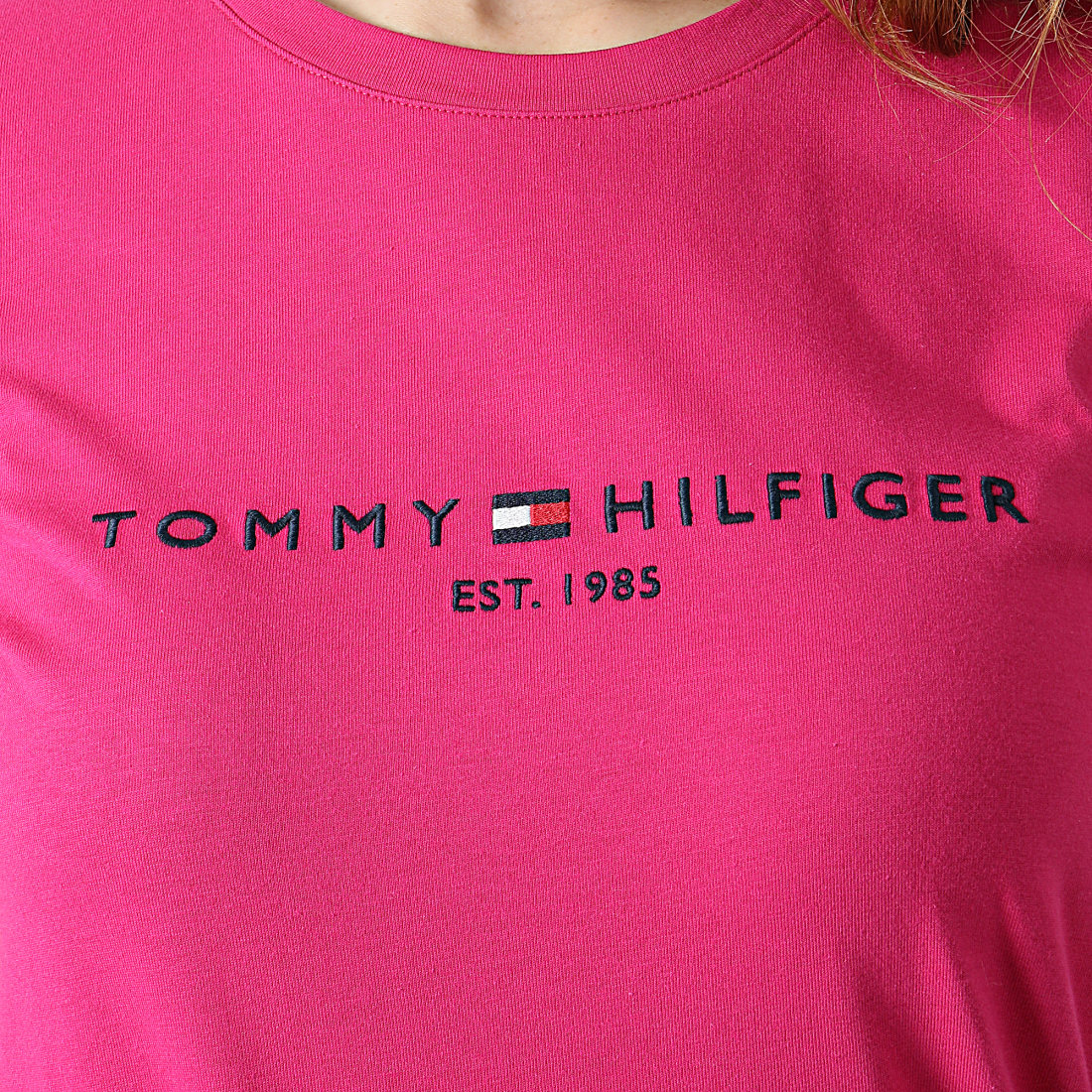 Tommy Hilfiger Tee Shirt Femme 8681 Rose Fushia