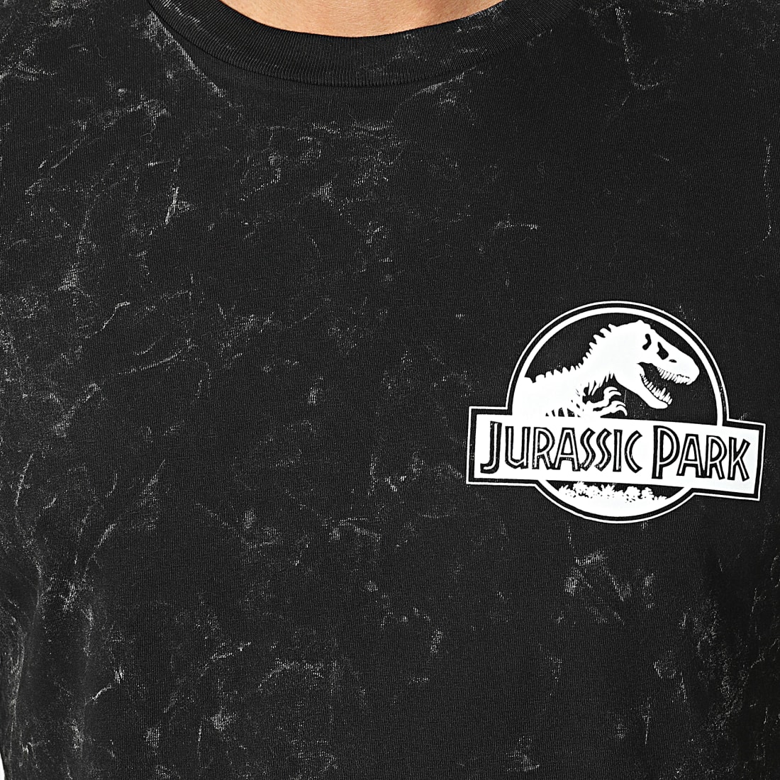 Jurassic Park Tee Shirt Chest Logo Dye Noir Blanc