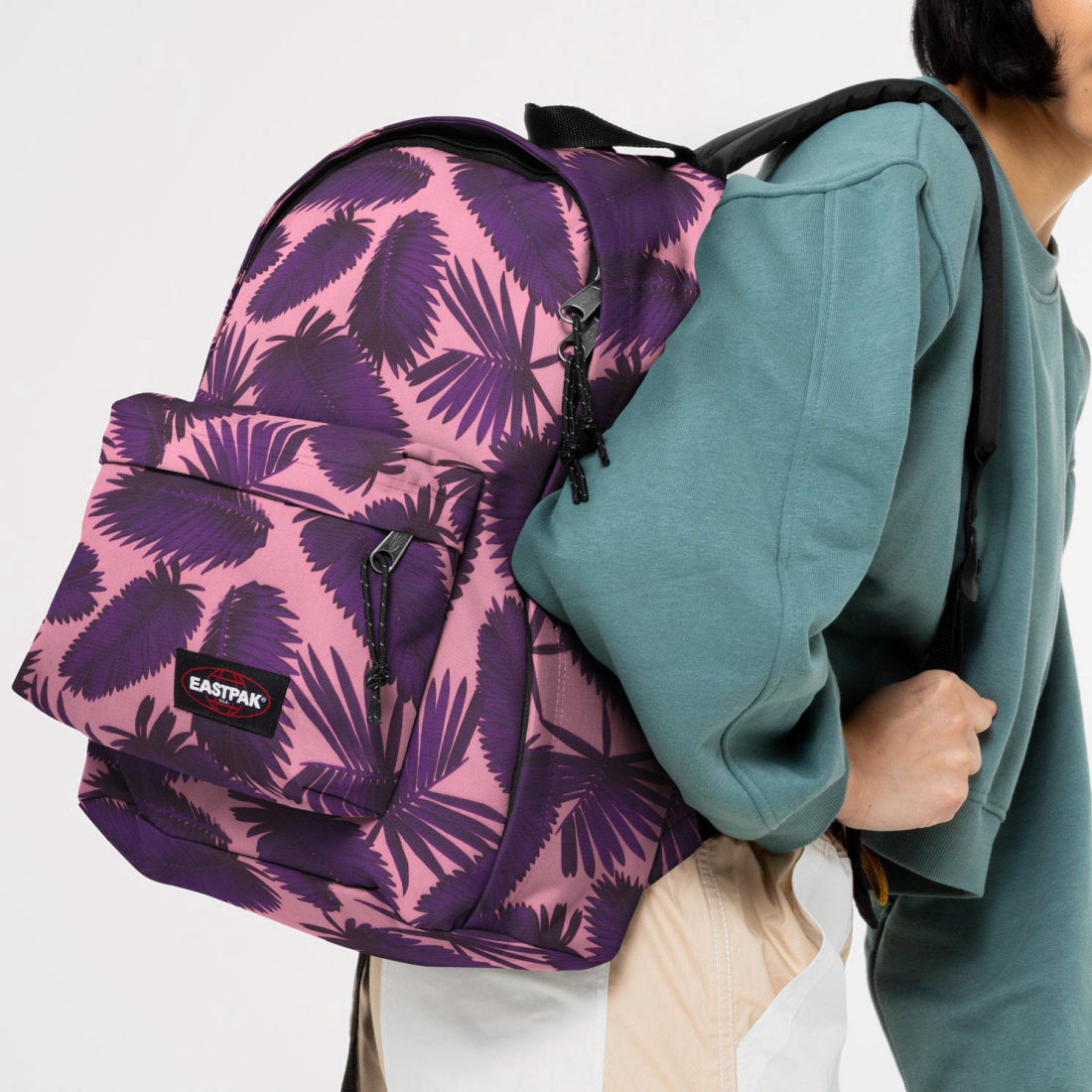 Eastpak - Sac A Dos Out Of Office Brize Glow Rose - LaBoutiqueOfficielle.com