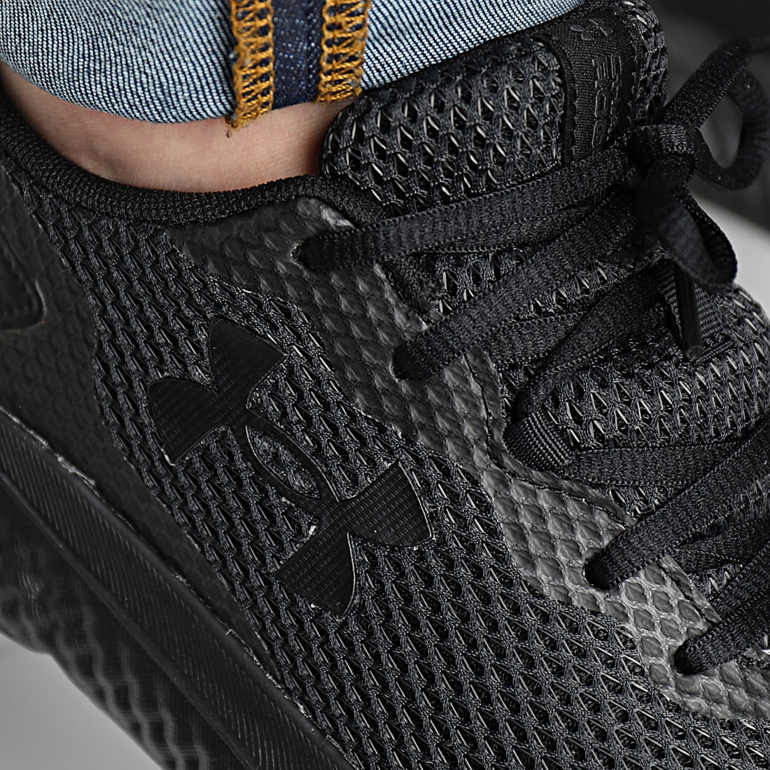 Under Armour Baskets Charged Rogue 3 3024877 Noir Noir