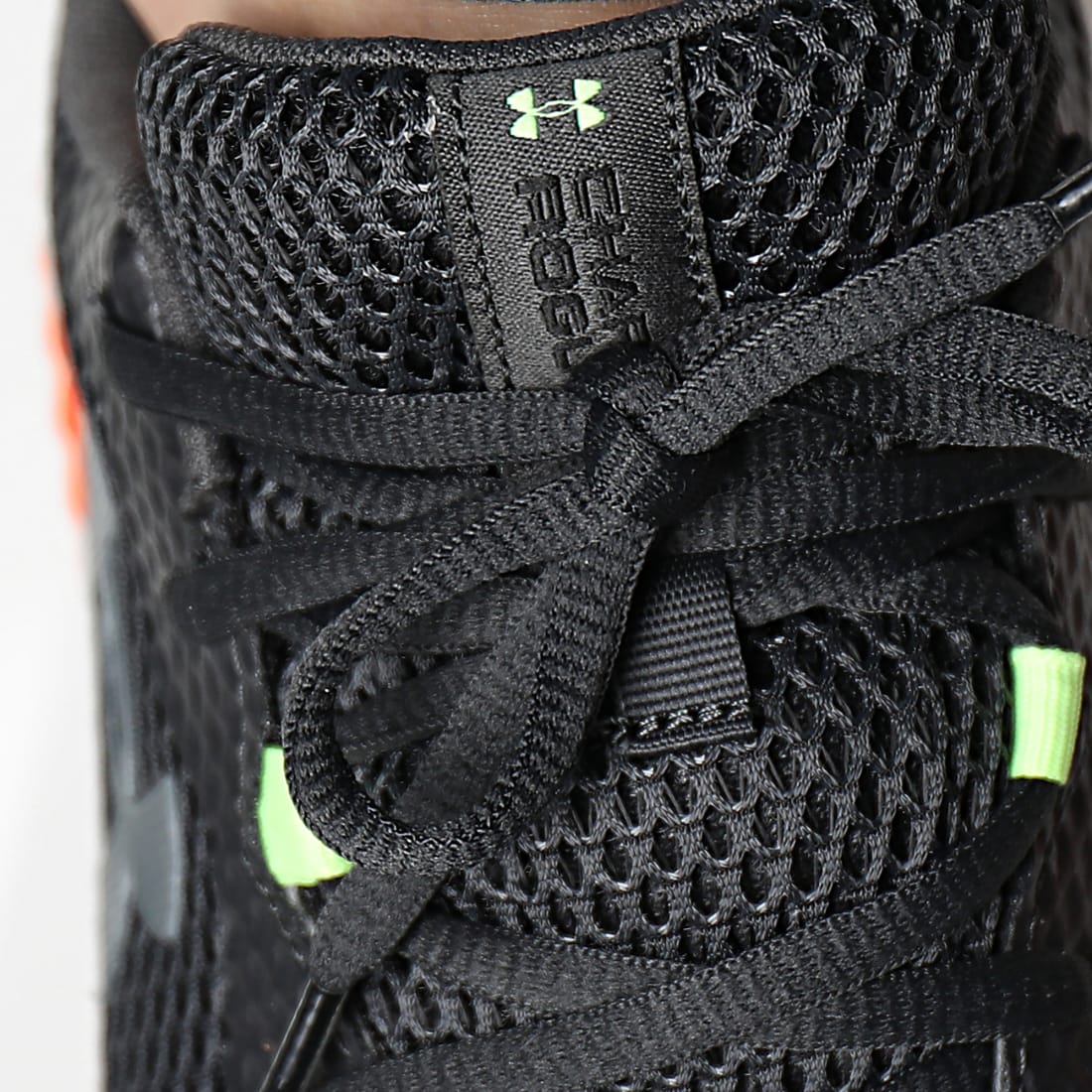 Under Armour Baskets Charged Rogue 3 3024877 Gris Orange