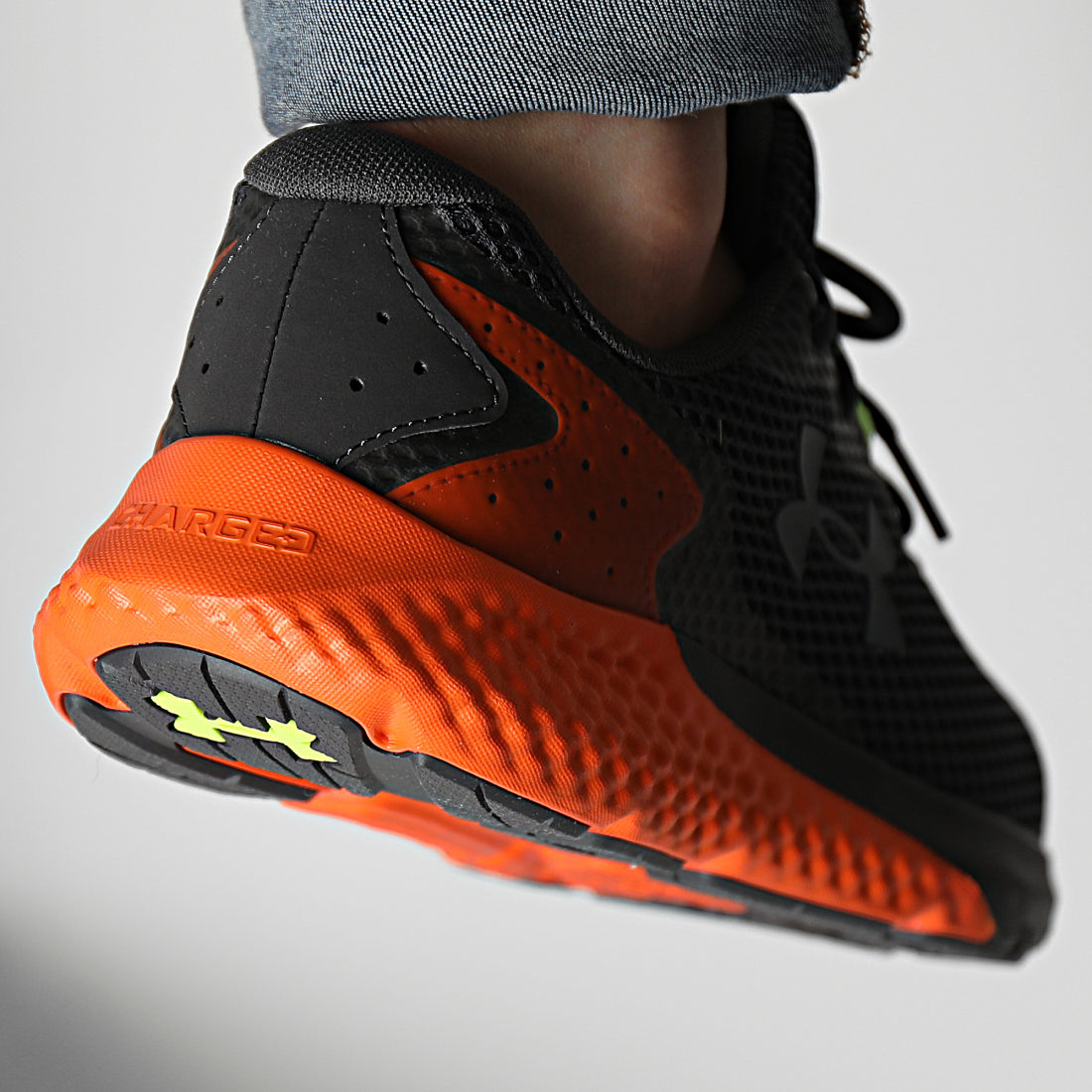 Under Armour Baskets Charged Rogue 3 3024877 Gris Orange