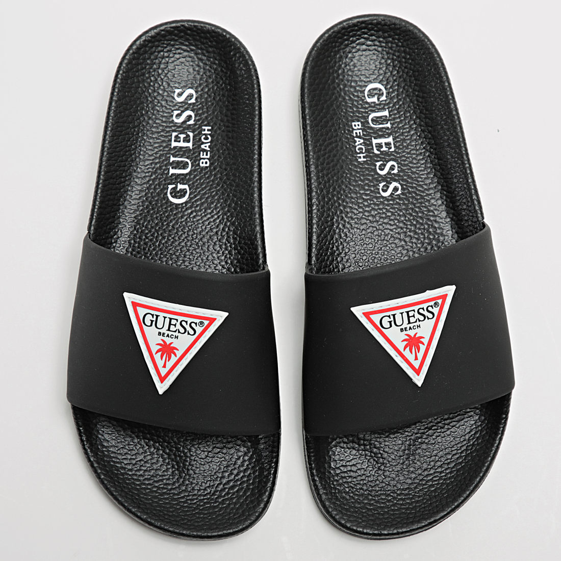 claquette guess femme
