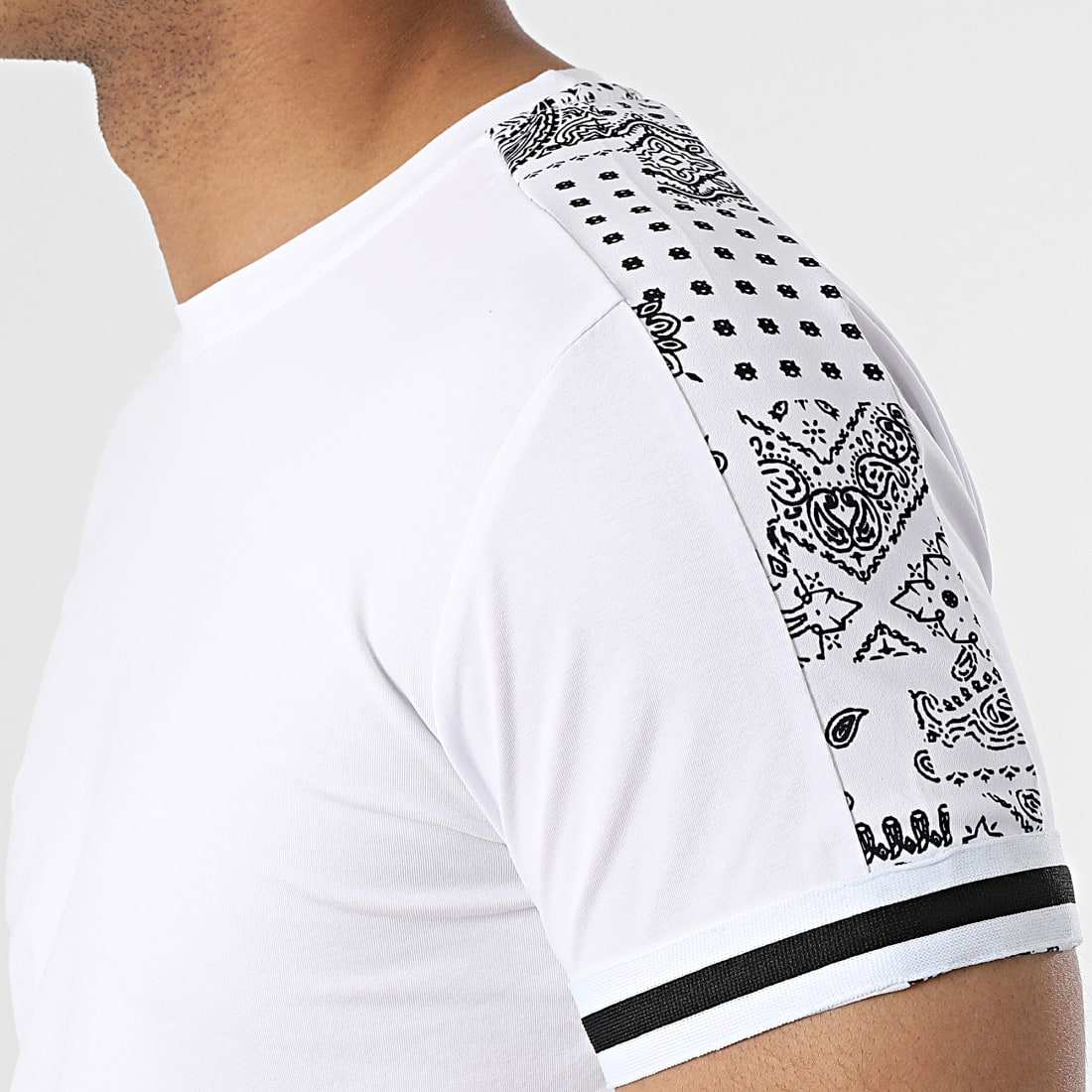 Classic Series Ensemble Tee Shirt Et Short Jogging A Bandes Y33A