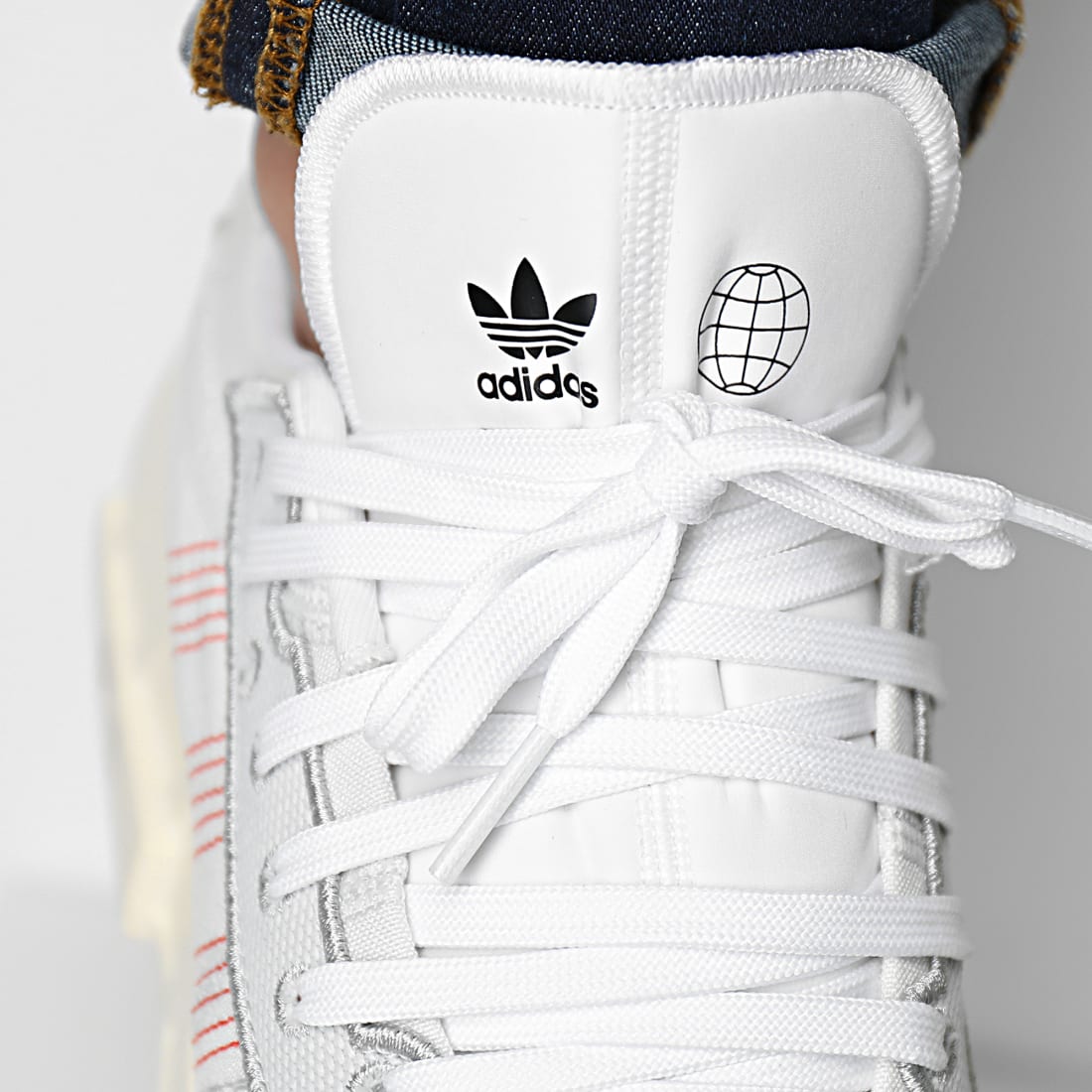 adidas Originals Geodiver Primeblue GZ3560 - SneakerStudio.fr