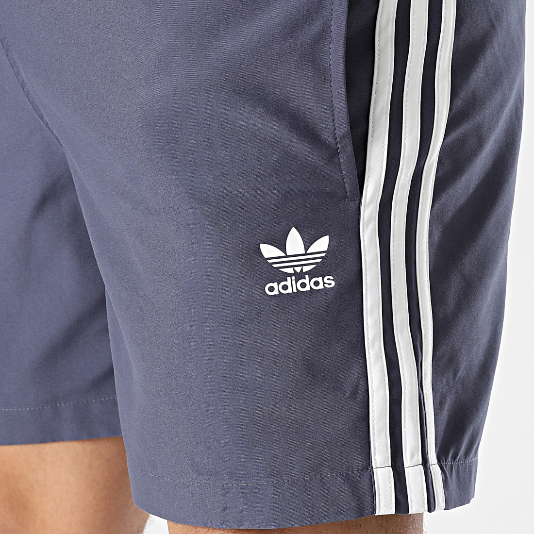 Adidas Originals - Short De Bain A Bandes HF2117 Bleu FoncÃ© - LaBoutiqueOfficielle.com