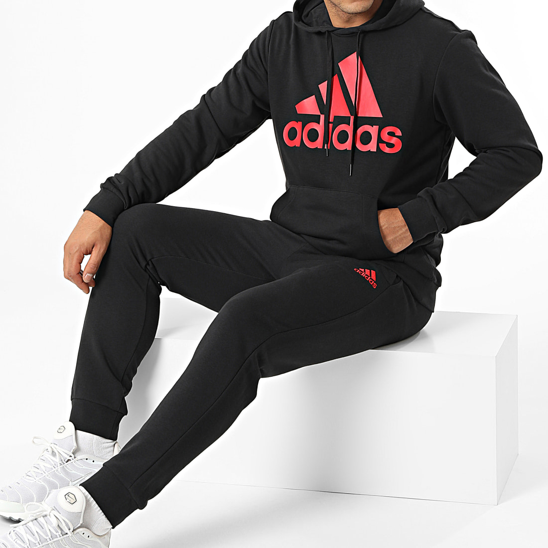 Adidas Sportswear - Ensemble De Survetement HL2222 Noir -  LaBoutiqueOfficielle.com