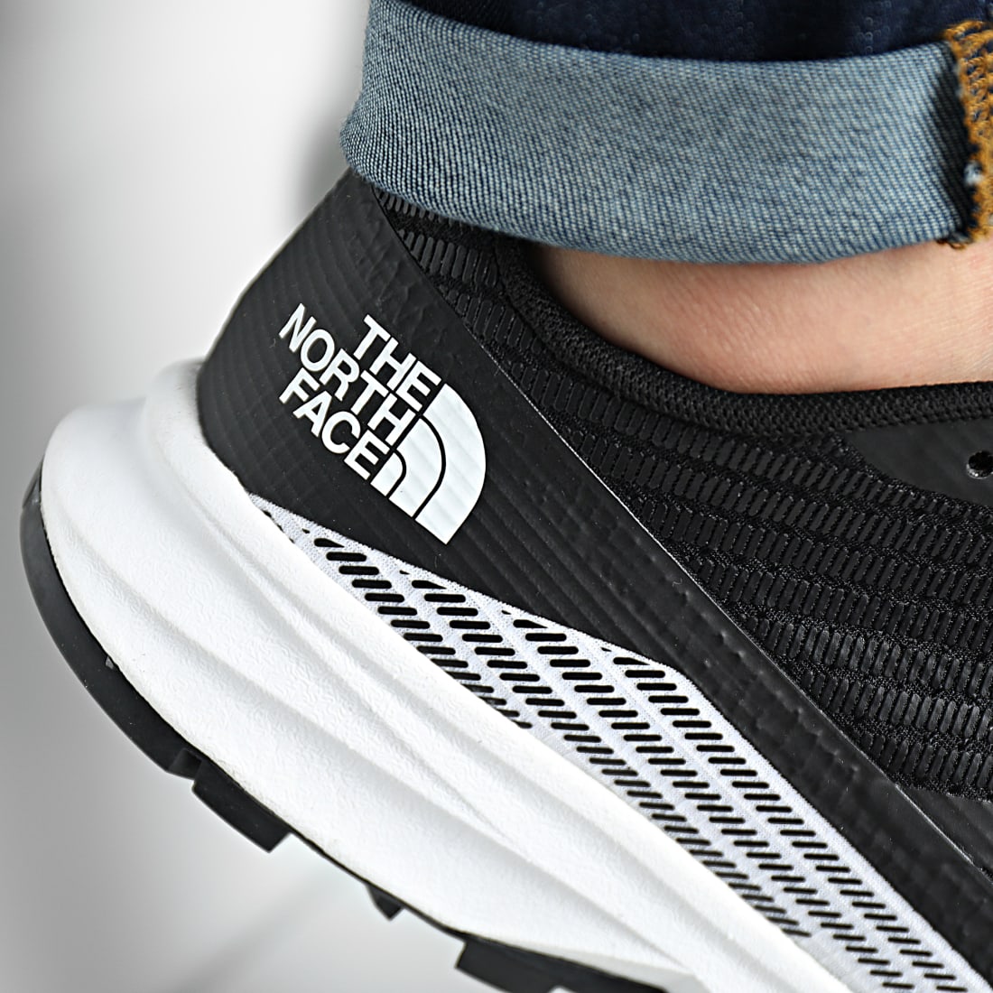 The North Face Baskets Vectiv Levitum 5JCMKY Black White